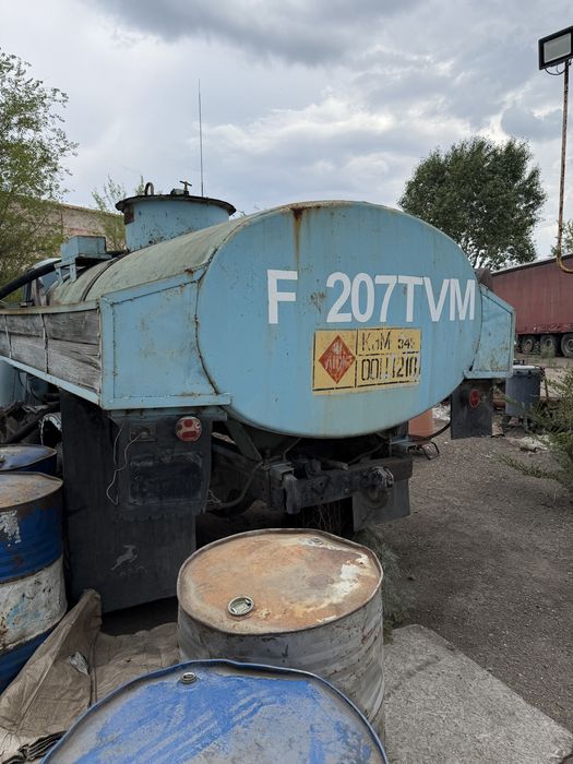 Газ 53-12, бензовоз