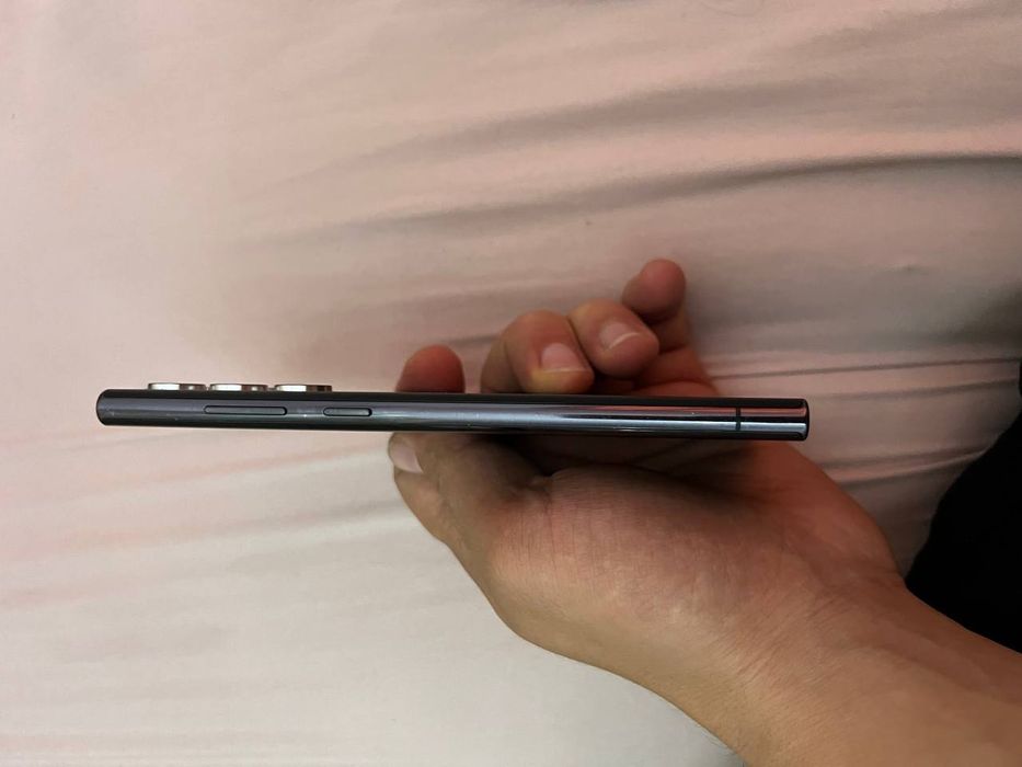 Samsung galaxy S22 Ultra, 2ta sim + 1 ta esim, 256 Gb