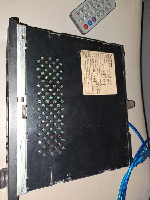 Продам автомагнитолу  Ауди