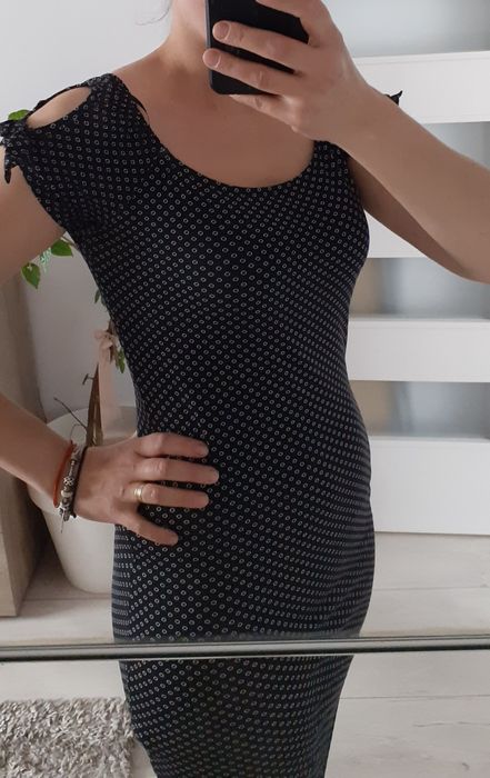 Vând rochie de zi