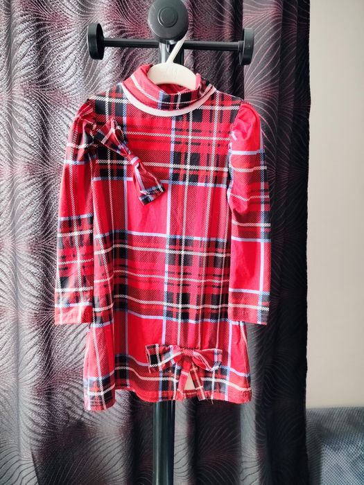 Vând articole petrecere ( tematică)