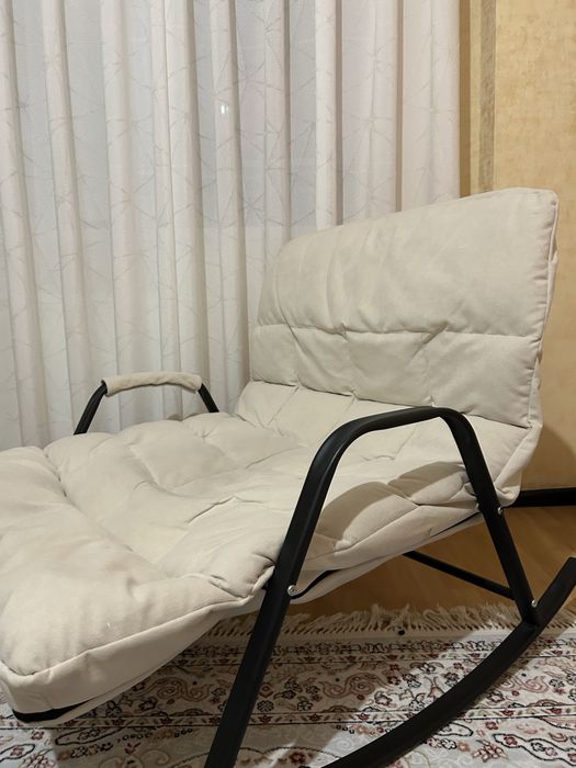 Кресло качалка белая