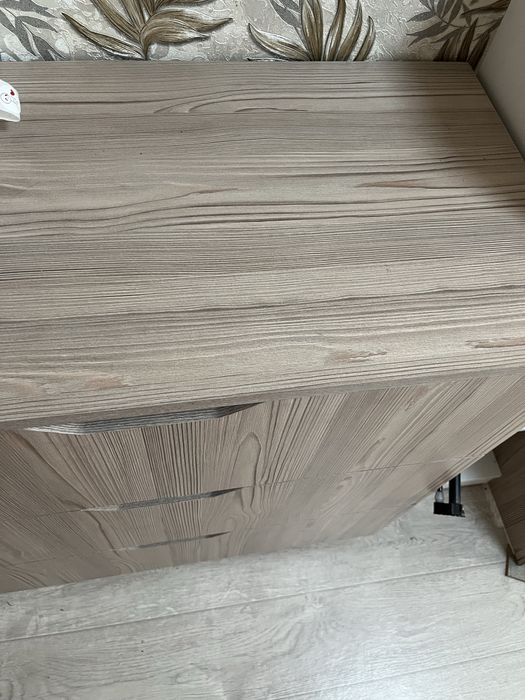 Продам угловой шкаф комод