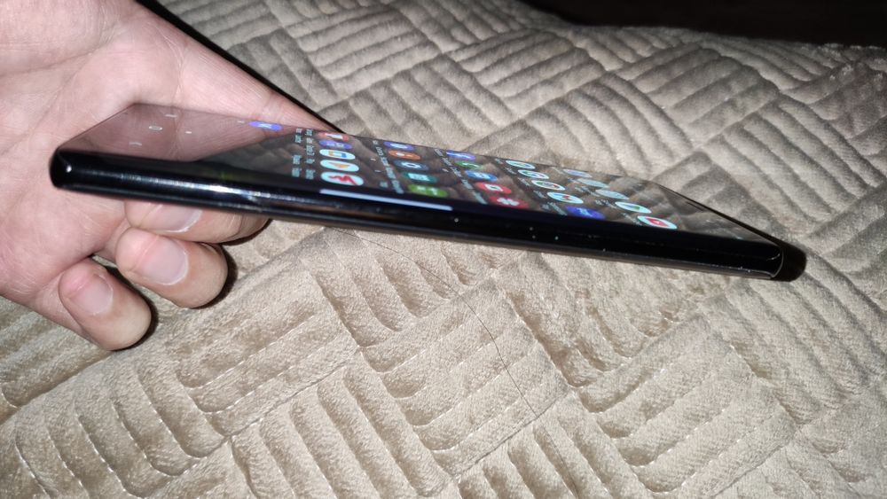 Продам Samsung galaxy note8