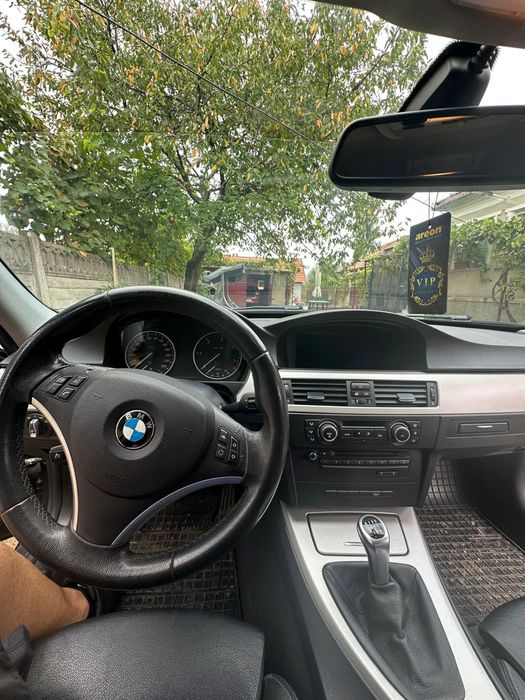 Bmw seria 3 e90 facelift