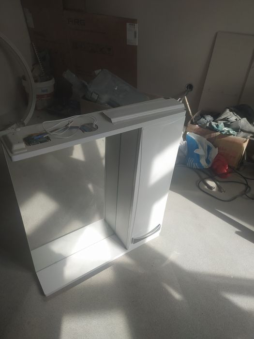 Зеркало для раковины