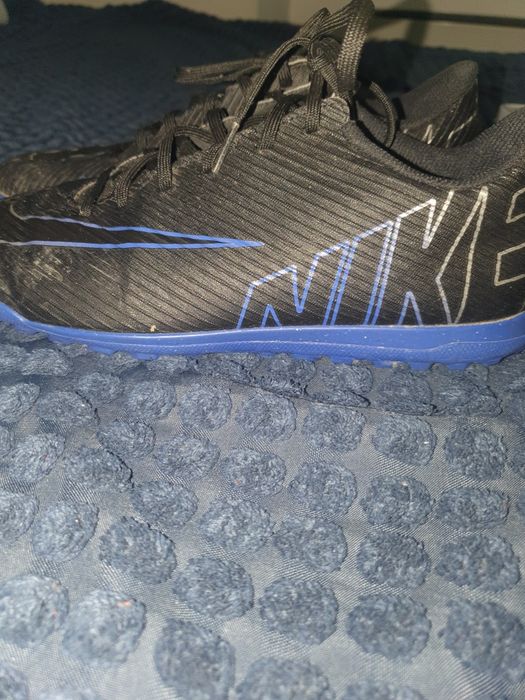 Nike Mercurial размер 42 никакви забележки
