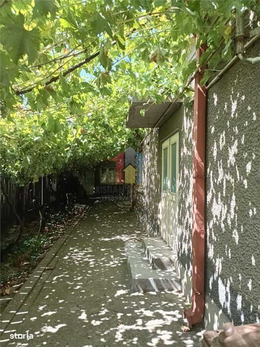 Casa caramida zona Kaufland Dorobanti 4 camere, 235 mp,  toate utilita