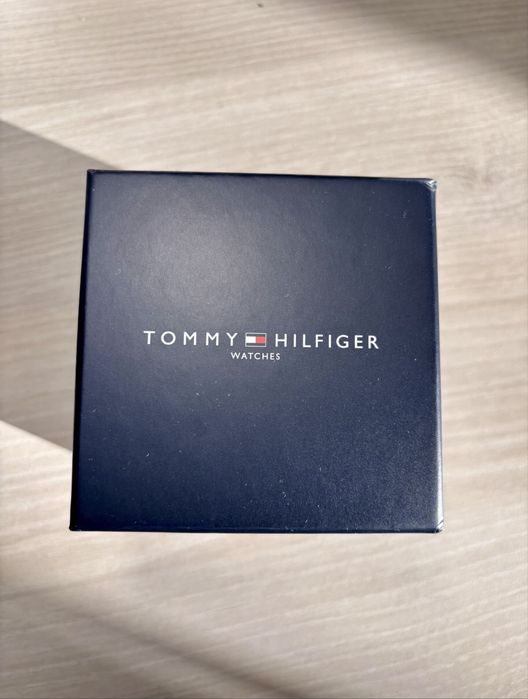 Часовник Tommy Hilfiger Austin - като нов!