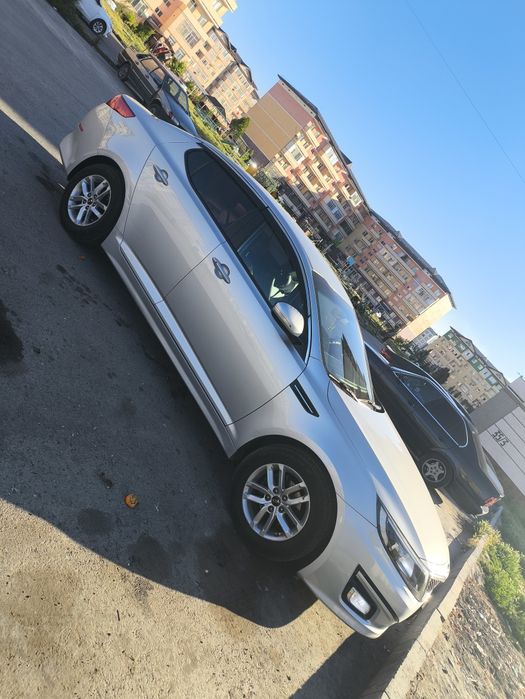 KIA K5 2015 года Срочно цена  6900млн