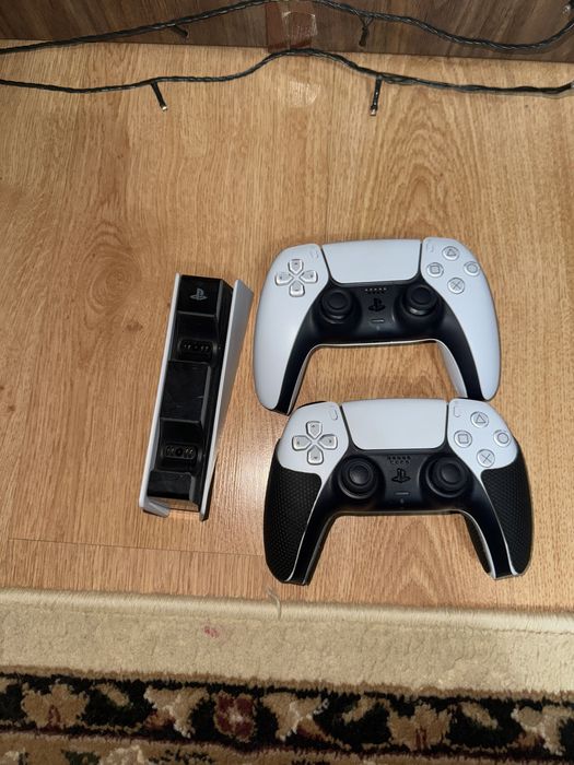 Продам пс 5 с играми