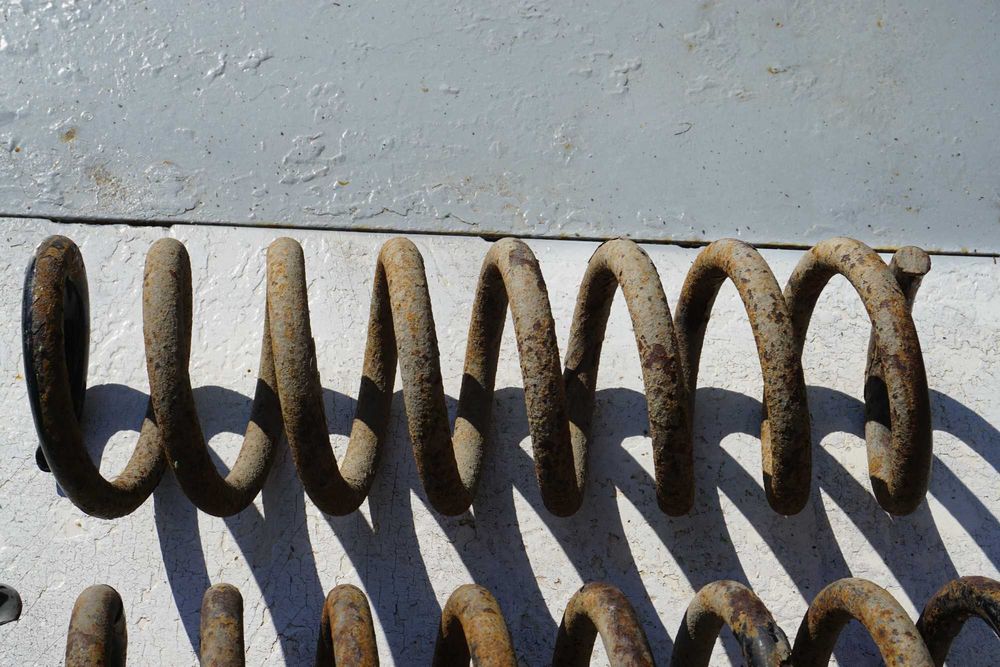 4 броя Пружини за Mercedes E200 Elegance W210