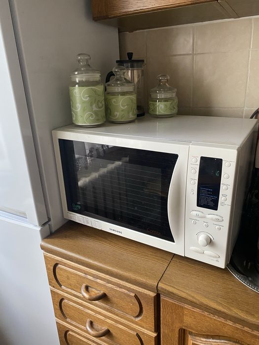 Микроволновая печь