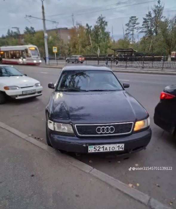 В продаже Ауди А8