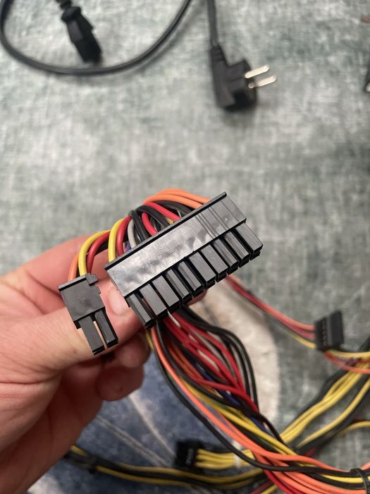 Блок питания Aerocool VX 750