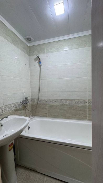 Квартира сотилади 22 мактаб олдидан