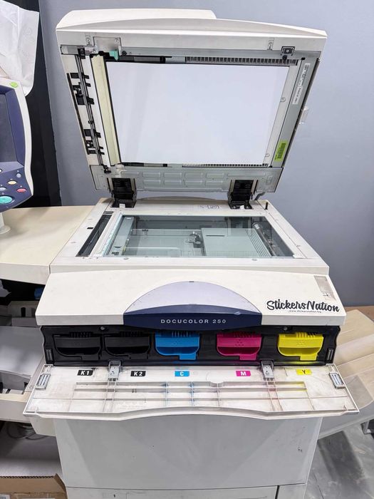 Xerox DocuColor 250 –  Цветен принтер копир скенер дигитална преса