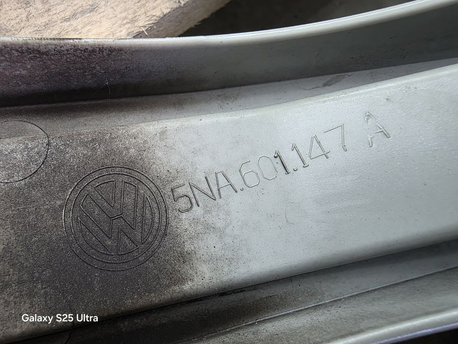 Оригинални тасове VW 17 цола