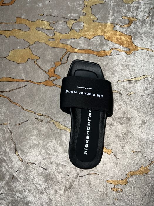 Тапочки / сандали разные рр