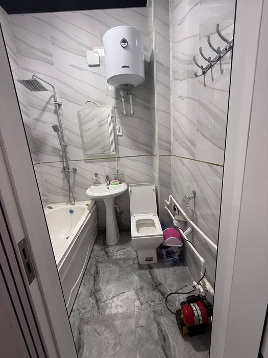 Хали хеч ким яшамаган 2 хонали квартира ижарага берилади