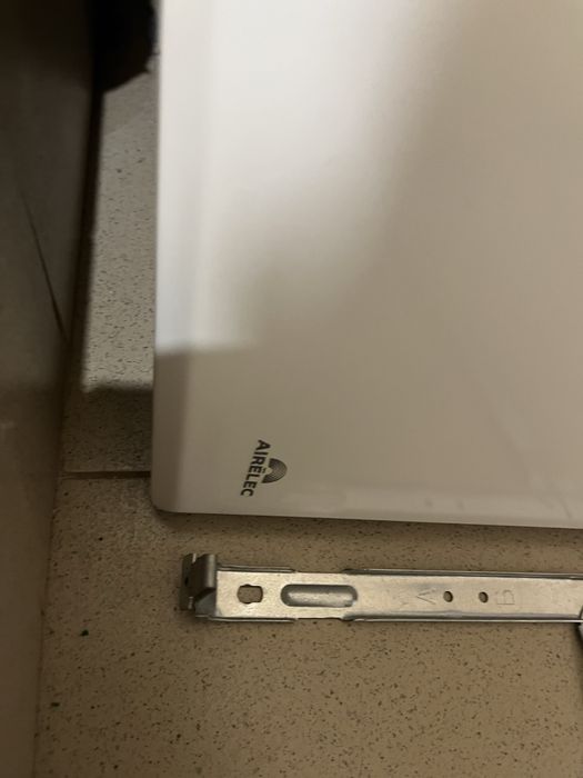Стенен конвектор Airelec 2500 w