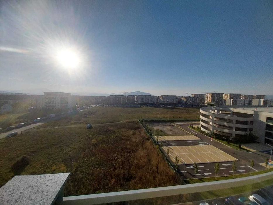 Prorietar Închiriez apartament cu 2 camere la Top City / zona coresi