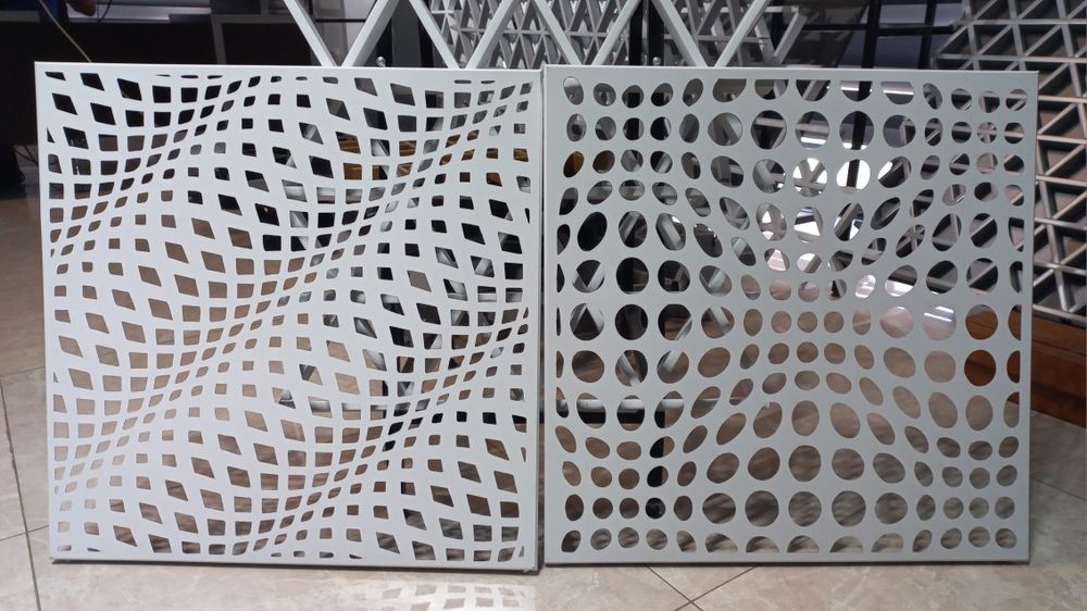 Armstrong, Перфорированный Армстронг