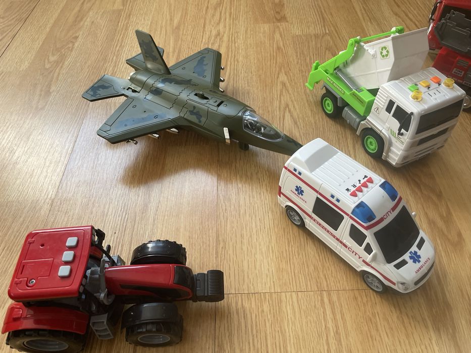 masinute cu sunete si lumini