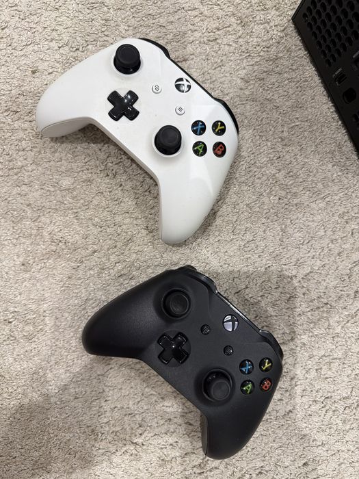 Xbox seria X 1tb plus controller x (optional controller s 1-2)