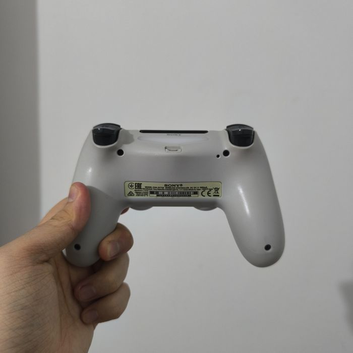 Игровой контроллер dualshock 4 v2