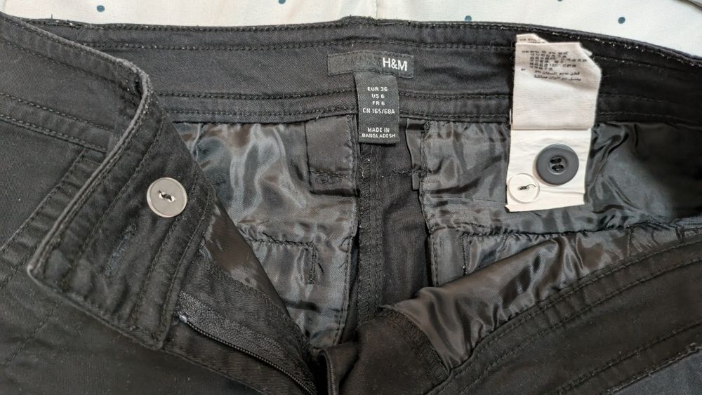 Елегантен къс панталон H&M