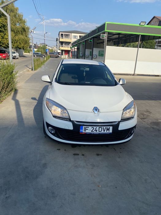 RENAULT Megane