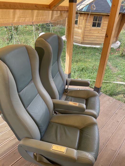 Продам кресла от самолета