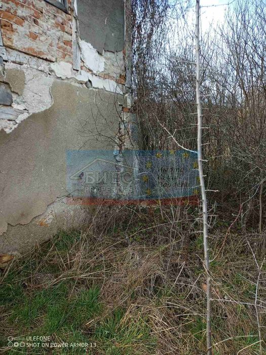 Стара къща в гр. Земен