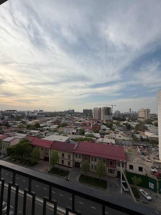 Продается 2х ком квартира в новостройке, ор-р: улица Нукусская, 53м²