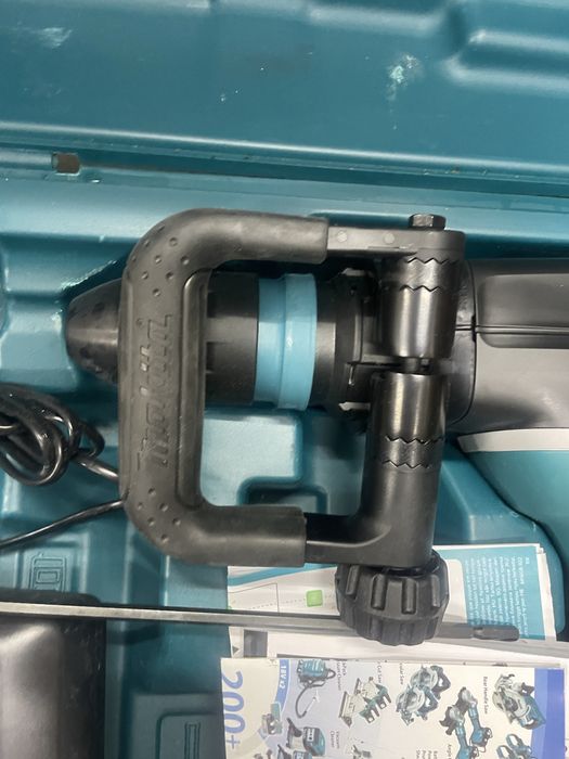 Къртач  на батерий 2х18v/36v MAKITA DHR 400