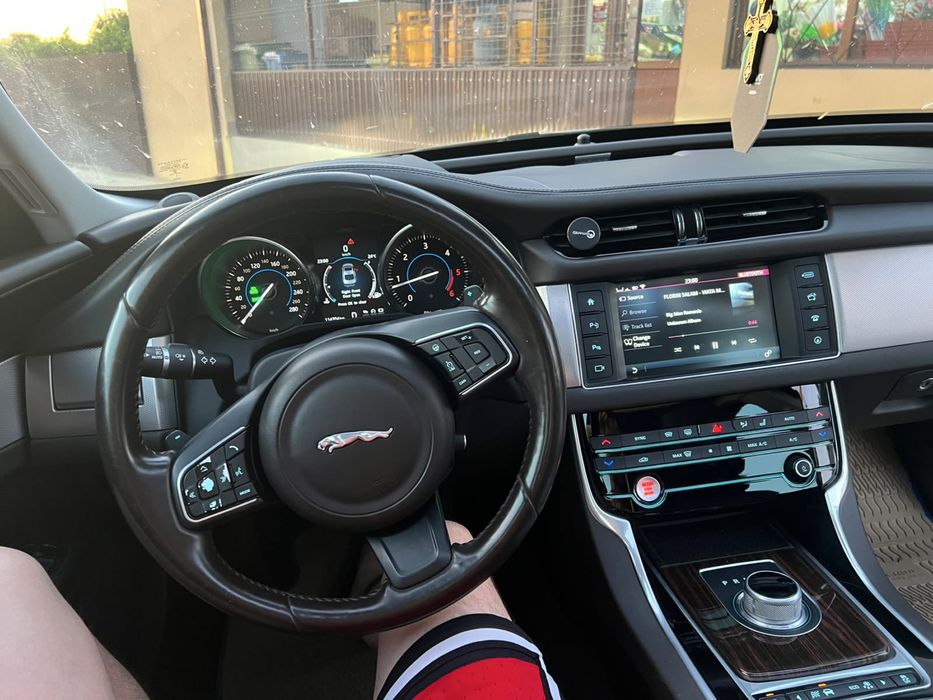 JAGUAR XF 2016 — imagine 3
