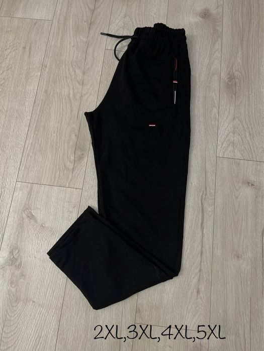 Екипи,спортни долниша Nike,Lacoste