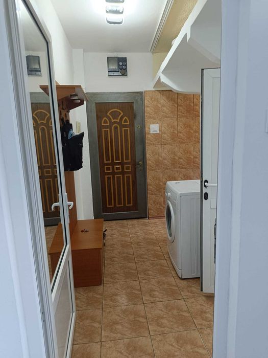 Apartament 2 camere de închiriat