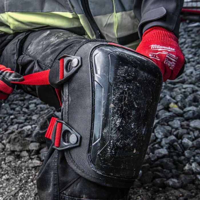 Работни наколенки Milwaukee