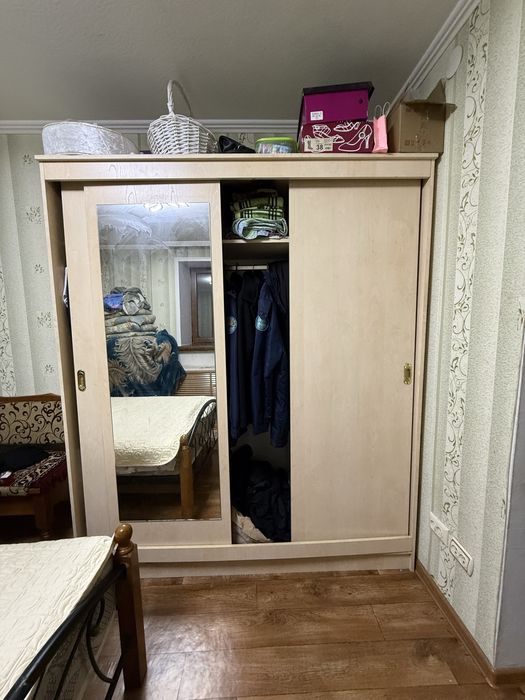 Продам шкаф купе