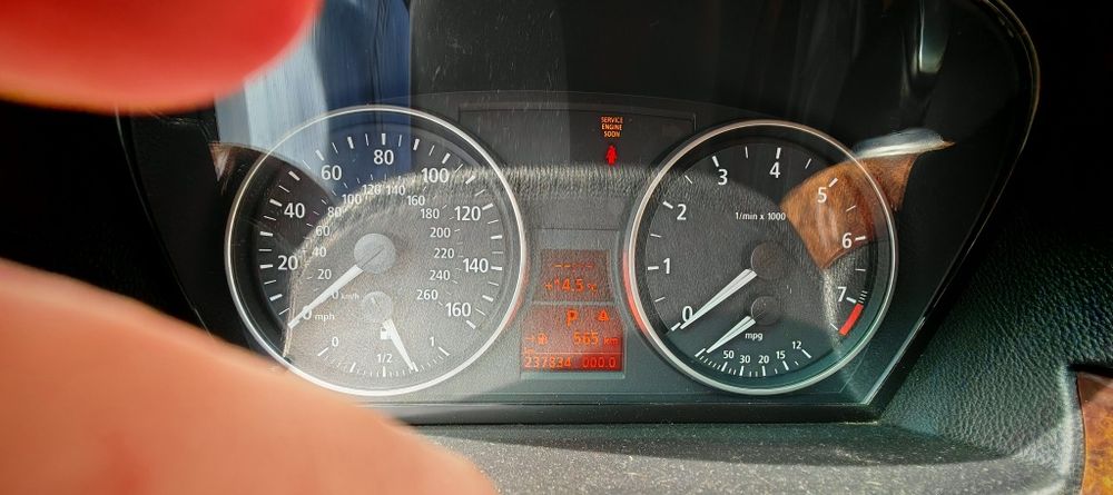 BMW E90 330i (2005) - Motor Defect (N52B30) Cutie automată