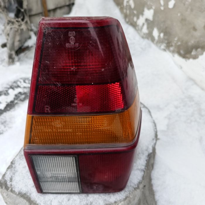 Задний фонарь Гольф 2 _ правый