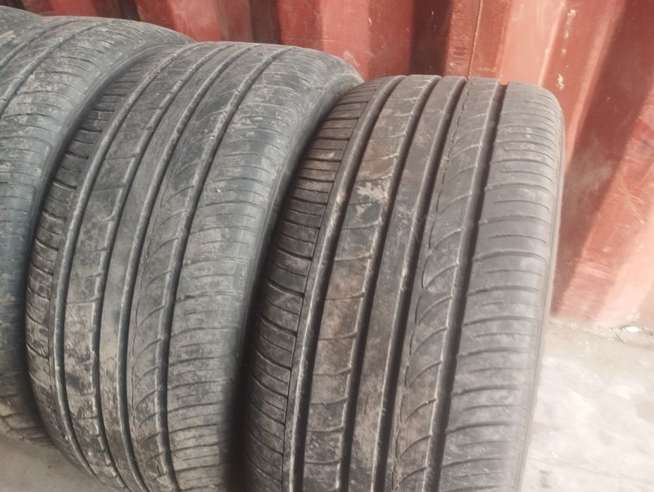 Комплект шин 245/45/18