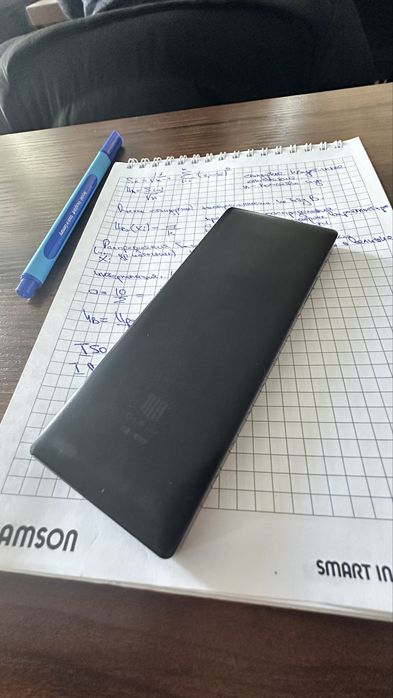 без камерный телефон F22