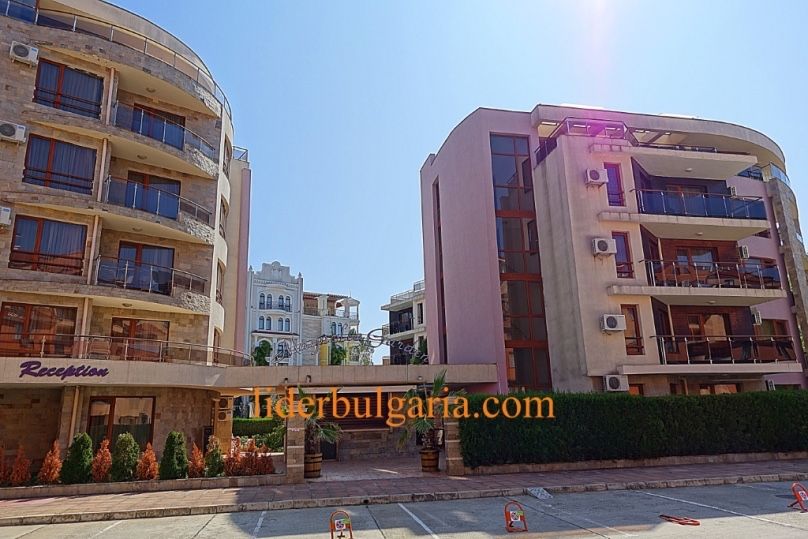 Двустаен апартамент в комплекс Магнолия Гарден