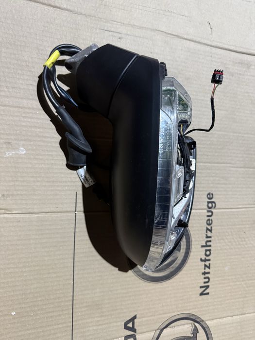 Corp oglinda stanga dreapta arteon