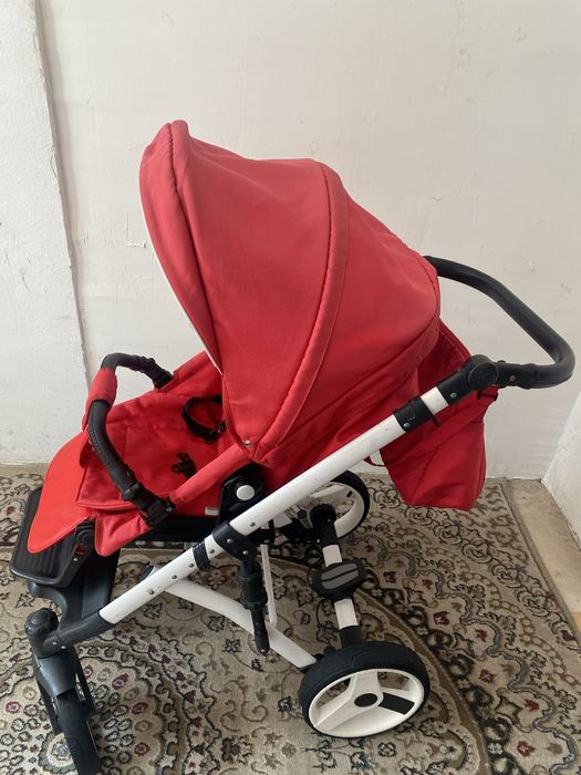 Продам коляску в хорошем состояние