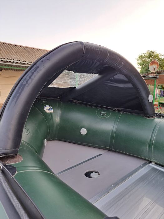 Продается  лодка с  мотором Ямаха 3 и с прицепом