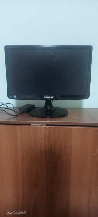 Монитор SAMSUNG 19 дюймов